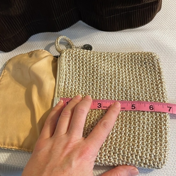 The Sak womens purse crossbody bag knit tan with metalic neutral lightweight - Picture 6 of 10